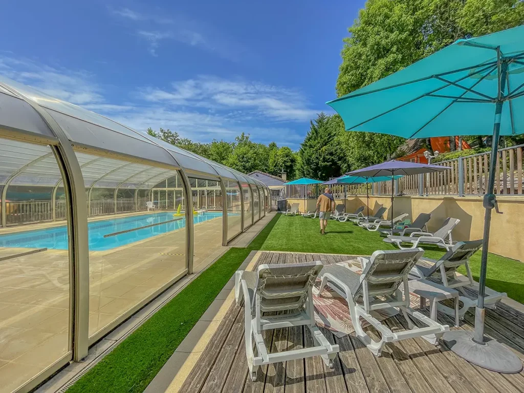 sejours apaisants dans camping avec piscine en dordogne